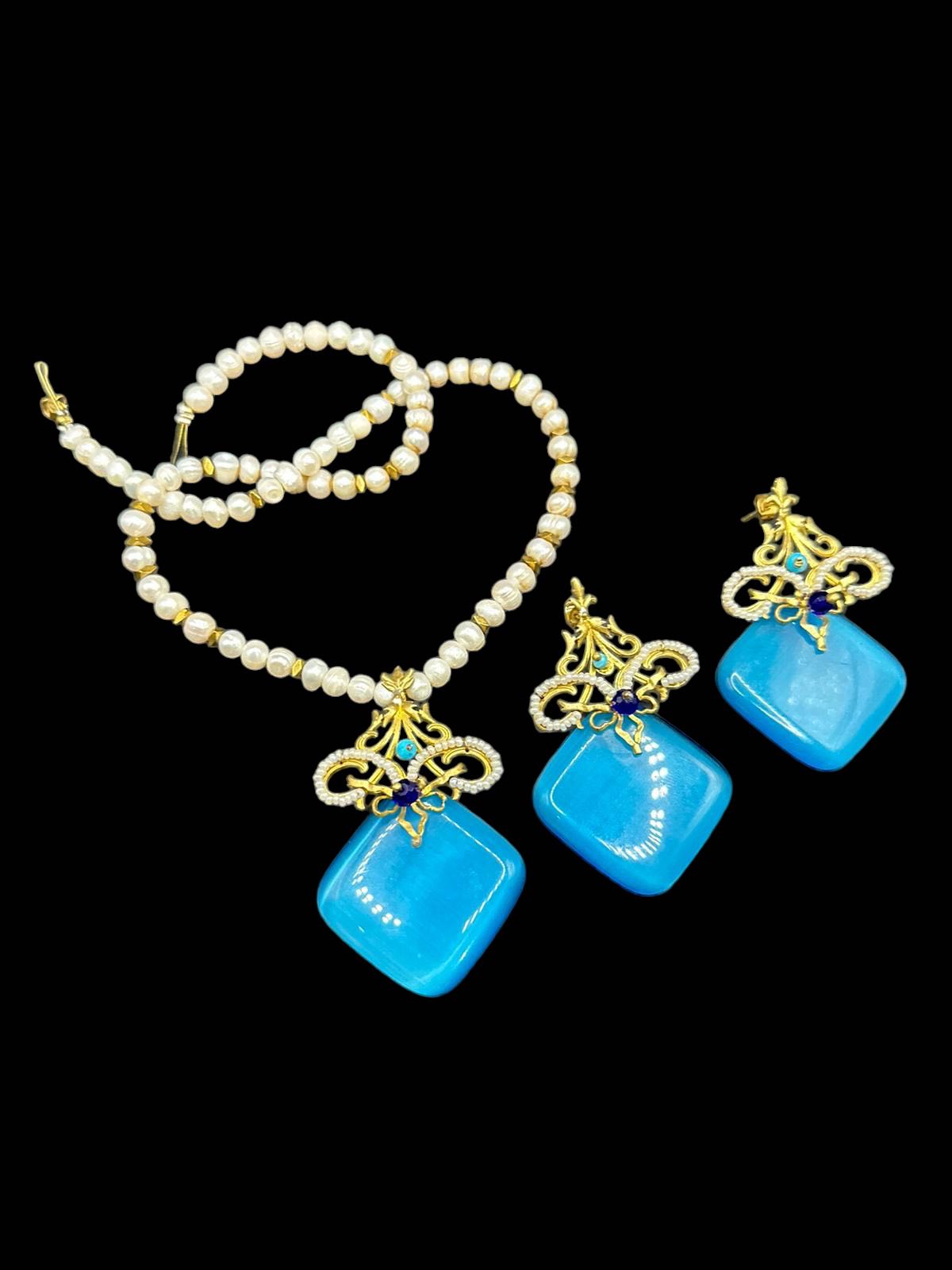 EYE OF THE SEAS, Azure Elegance Chandelier Earrings and Necklace Set