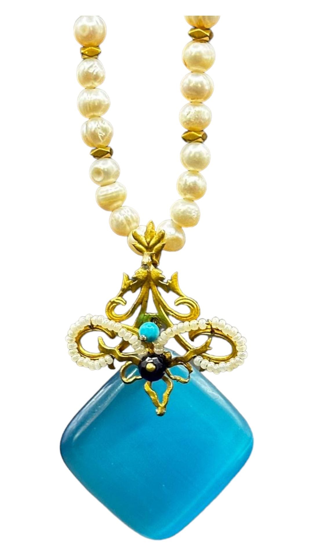 EYE OF THE SEAS, Azure Elegance Chandelier Earrings and Necklace Set