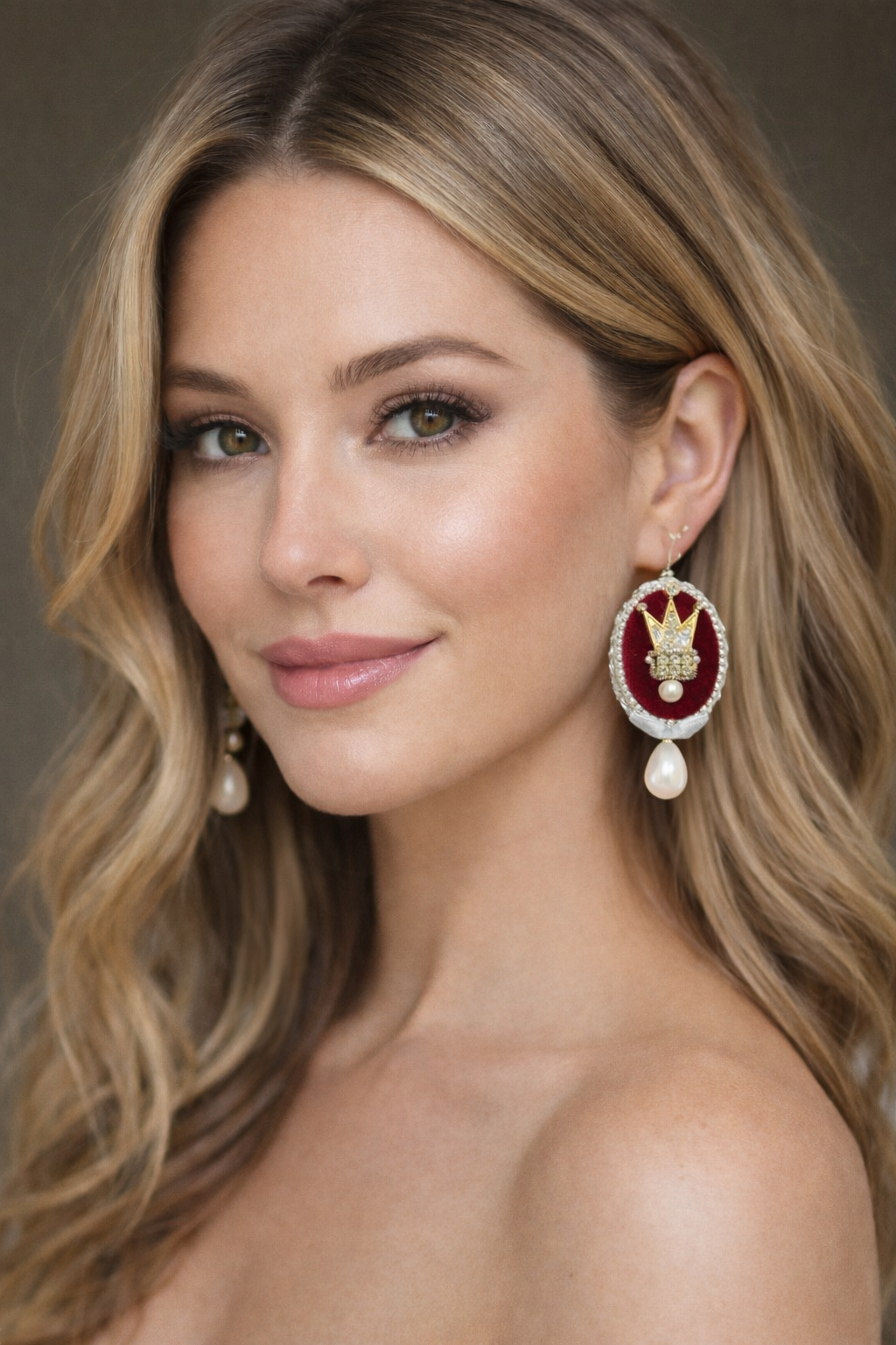 Handmade farsi crown earrings
