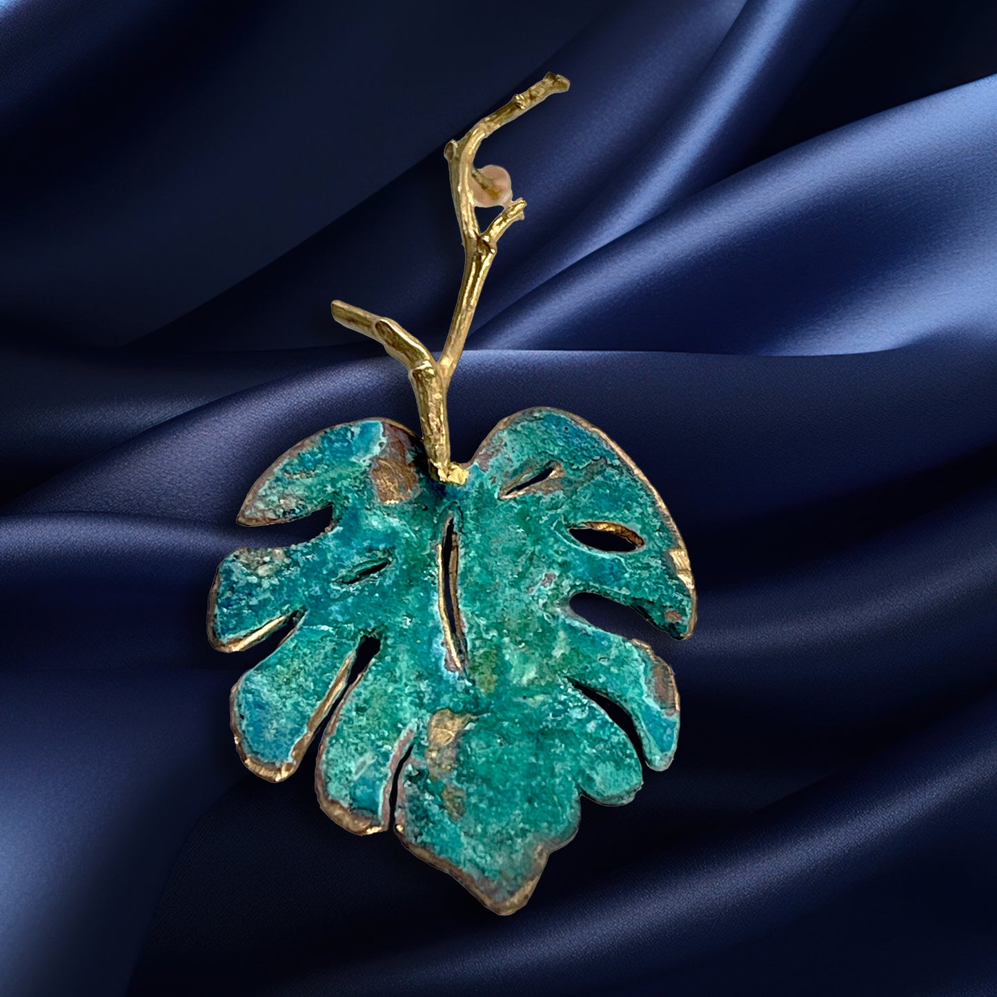 THE GOLDEN LEAF, Handmade Gold-Plated Earrings with Patina Accents for Girls and Women