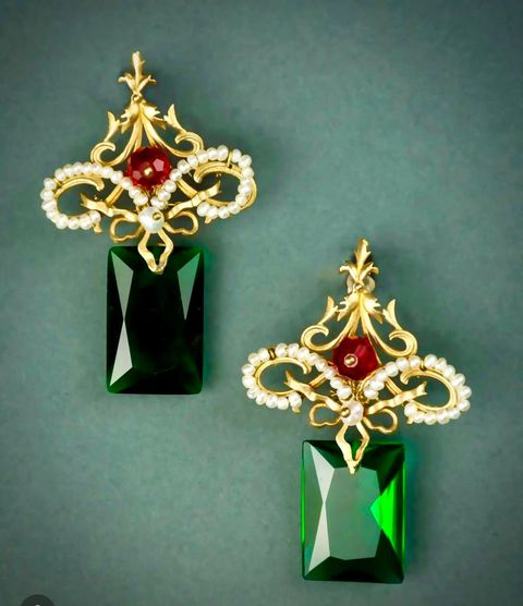 GILAN, Elegant Emerald Green Regal Drop Earrings With a Ruby Crystal